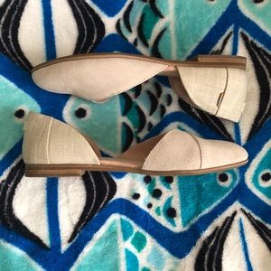 Toms Julie flats size 5